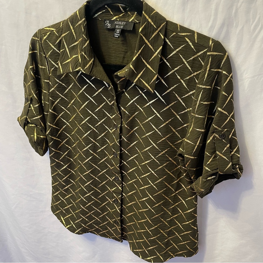 Corporate Metallic Geometric Short Sleeve Cuffed Button Front Shirt Small Office - Picture 2 of 16